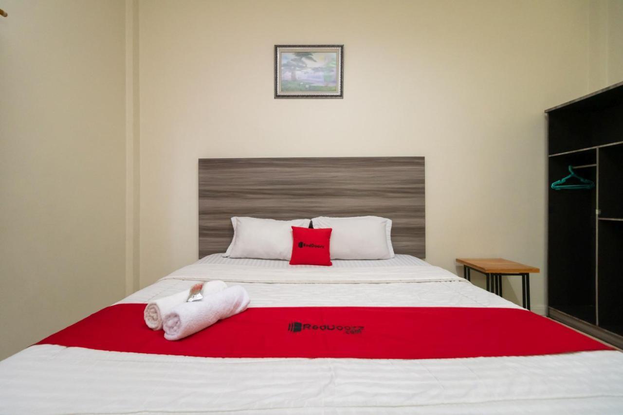 Reddoorz @ Pematangsiantar Hotel Exterior photo
